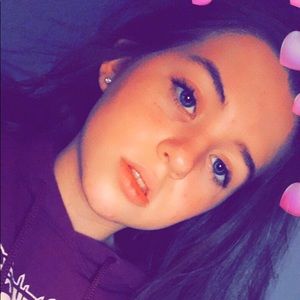 Meet your Posher, Chanelle